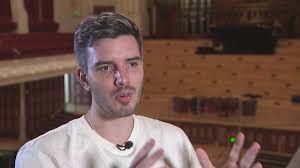 Boris daenen, better known as netsky, is a belgian drum and bass producer signed to sony (previously having released on hospital records up until 2012). Drum And Bass Star Netsky Says Nz His Favourite Place To Play Could Someday Be His Home 1 News Tvnz