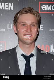 Aaron Staton AMC "ad uomini' Stagione 4 Premiere al Mann Chinese 6- gli  arrivi di Hollywood, in California