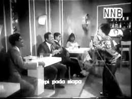 His passion for making movies and song writing made him yearn to create malay music to fill the gap that existed in the repertoire of the 1940s. Download P Ramlee Full Movies Hq 3gp Mp4 Codedwap