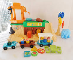 Vintage 1984 Fisher Price Little People Zoo Complete Etsy In 2020 Retro Toys Little People Vintage Fisher Price