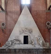 Hai bisogno di aiuto in dal rinascimento al romanticismo? Monument Dedicated To Canova Basilica Dei Frari