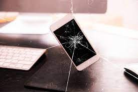 How to fix cracked cell phone screen. Fix Iphone Screen How To Repair A Cracked Screen