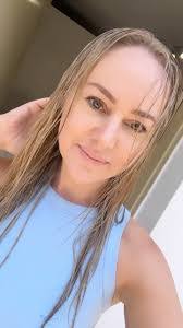 Jade Jeffries's Instagram, Twitter & Facebook