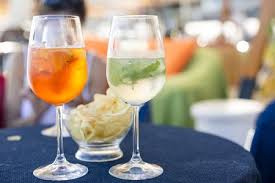 If so, the word is aperitif. Aperitif Definition And Cocktail Recipes