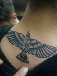 This colorful arm tattoo depicts the blue jay amid a leafy branch with red cherries. Pin By Mac Steven On Design Ideas Back Of Neck Tattoo Behind The Neck Tattoos Back Of Neck Tattoo Men