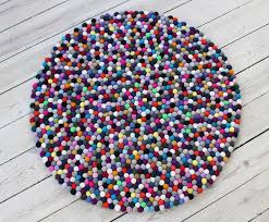 Das video zeigt die geschichten von hira, rita und mina, drei der frauen, welche diese. Wollteppich Mixed Color Wooldot Rund Hohe 23 Mm Filzkugel Teppich Reine Wolle Beidseitig Verwendbar Wohnzimmer Online Kaufen Otto