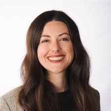 Sarah Crabb's Instagram, Twitter & Facebook