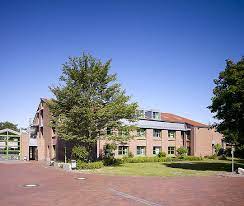 Von anfang an war das haus somit auch dem namen des „löwen von münster, clemens august kardinal von galen, eng verbunden. Kardinal Von Galen Haus Kardinal Von Galen Haus