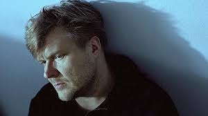 Alien Invasion: S.U.M.1 (2017)