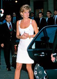 Here's the story behind that claim and the answer to whether diana really was pregnant when she died. Diana S Love For Hasnat Khan The Only One Who Would Never Betray Her Vanity Fair