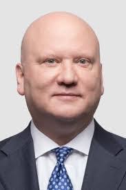 Derrick Quesinberry's Instagram, Twitter & Facebook