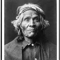 Geronimo, half-length portrait, facing front]