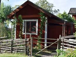 Gartenhaus Verschonern Streichen Und Bepflanzen Manuelas Bunte Welt Gartenhaus Gartenlaube Haus