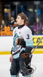 Mackenzie Bolger puts the jets