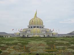 Tugu negara, malaysia's national monument and the world's largest bronze sculpture. Bertamu Ke Istana Negara Malaysia