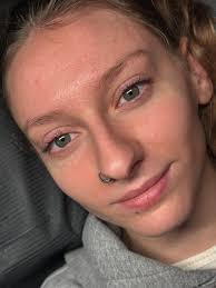 Hi & welcome to the community! 🌟** We're thrilled to have you here. This  is your space to connect with fellow artists, ask questions, and grow your  skills & business. Whether you're