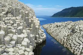 Jointed basalt columns, as the most famous and most beautiful basalt formations, exists on many places on earth. 10 Breathtaking Basalt Columns Around The World