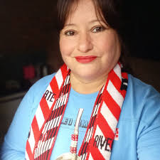 Clorinda 🚨 *LLAMADO A LA SOLIDARIDAD* 👮‍♂️La Policía busca establecer el  paradero de *MICAELA ABIGAIL VELAZQUEZ de 17 años de edad* 👉Se trabaja en  un amplio operativo para hallar a la menor