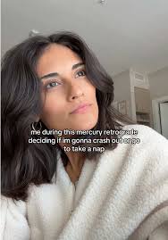 Sobrevivir al Mercurio Retrogrado: Una Experiencia Relatable