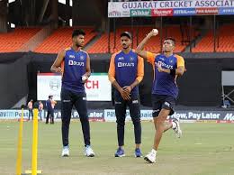 Captain virat kohli might have to seriously consider playing his best spinner ravichandran ashwin while. Check India Vs England 4th T20 Final Playing 11 And Head To Head Stats Here Business Standard News