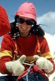 She collapsed and died as she was returning from summiting everest via the southern route. Who Is Hannelore Schmatz Dating Hannelore Schmatz Boyfriend Husband