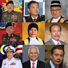 Isteri kepada pemegang gelaran ini akan mereka mempunyai tujuh darjah kebesaran yang membawa gelaran yang berbeza, iaitu. Tommy Thomas Hamid Bador Dikurniakan Gelaran Tan Sri Sempena Hari Keputeraan Agong Hari Ini The Malaya Post