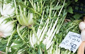Comme toutes les plantes amères, la chicorée a des propriétés cholagogues : Le Blanchiment Des Legumes Un Peu De Douceur Pour Ces Legumes Bruts Jardins De France