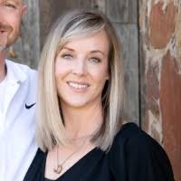 Amber Wingate's Instagram, Twitter & Facebook