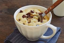 La Recette Facile Pour Un Gros Biscuit Aux Pepites De Chocolat Dans Une Tasse Recipe Mug Recipes Chocolate Chip Mug Cookie Big Chocolate Chip Cookies
