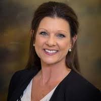 Lori Mcintire's Instagram, Twitter & Facebook