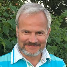 Schwarz ist schwarz“: Michael Kogel, Sänger der spanischen Rockband Los  Bravos, wird heute 80 Jahre. Dem in #Berlin geborenen Musiker gelang im  Sommer 1966 mit diesem Orgel-getriebenen Partysong ein weltweites  #OneHitwonder. Die