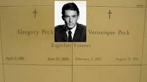 Eldred Gregory Peck April 5 1916 June 12 2003 On June 12 2003 Peck Died In His Sleep At Home From Bronchopneumonia Famous Graves Saddness Famous People