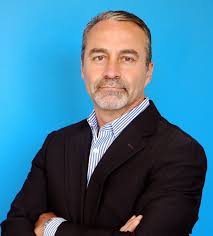 生态| 曝英特尔拟20亿美元收购SiFive-CRVIC