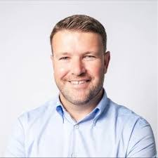 Jonathan Jayne's Instagram, Twitter & Facebook