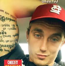 What size aftermarket exhaust tips for Wide Body Scats?