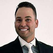 Edgar Quinones's Instagram, Twitter & Facebook