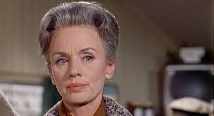 Lydia Brenner's Instagram, Twitter & Facebook