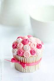 150 Degisik Kapkek Modelleri Ve Tarifi Mimuu Com Rose Cupcakes Cupcake Cakes Yummy Cupcakes
