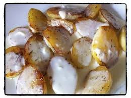 Pommes De Terres Aux Herbe Et Sauce Au Caprice Des Dieux Recette Recettes De Cuisine Alimentation Pomme