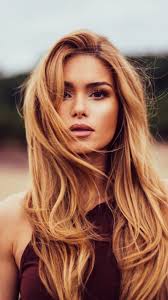 Never Considered This Color To Be Beautiful But This Is An Exception Of Someone Who Wears It We Strawberry Blonde Hair Color Strawberry Blonde Hair Hair Styles