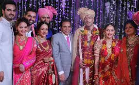 Spotted Modi Big B At Hema Malini S Daughter Ahana S Wedding Photos News Firstpost Good morning!dharamji & i celebrated a wonderfully relaxing wedding anniversary eve all by ourselves after a long time.love is.togetherness. spotted modi big b at hema malini s