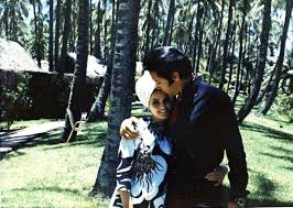 Elvis presley and priscilla beaulieu presley first met when he was 24 and she was 14. Elvis Felt Pressured To Marry Priscilla And Trained Her To Become His Perfect Wife Biography