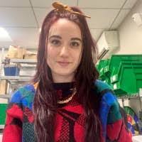 Alexis Mackay's Instagram, Twitter & Facebook