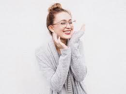 Brillen Trends 2020 Diese Brillen Sind Jetzt Angesagt Brille Stil Brille Trends