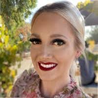 Jaclyn Simpson's Instagram, Twitter & Facebook