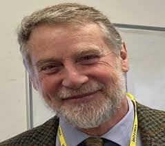 Robin Cowen's Instagram, Twitter & Facebook