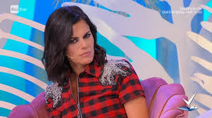 Ora ha i capelli più chiari e con la frangetta. Detto Fatto Verso La Chiusura Chi Sostituira Bianca Guaccero Il Gossip Tipiu Com