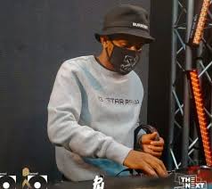 We would like to show you a description here but the site won't allow us. Kabza De Small Labantwana Bama Pumps Ft Killer Kau Miano Mp3 Download Ubetoo