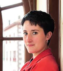 Parisen bisexualitatea errazago bizi nuen, han euskalduna izatea zen zaila”