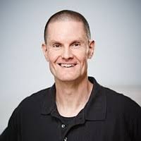 70+ perfiles de «Rostock»